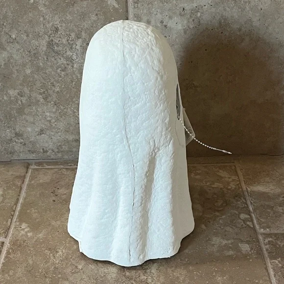 Paper Mache Ghost - Picture 4 of 7